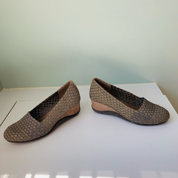 Zee Alexis Pewter/Bronze Metallic Woven Meshy Wedge (36) - Picture 3 of 5